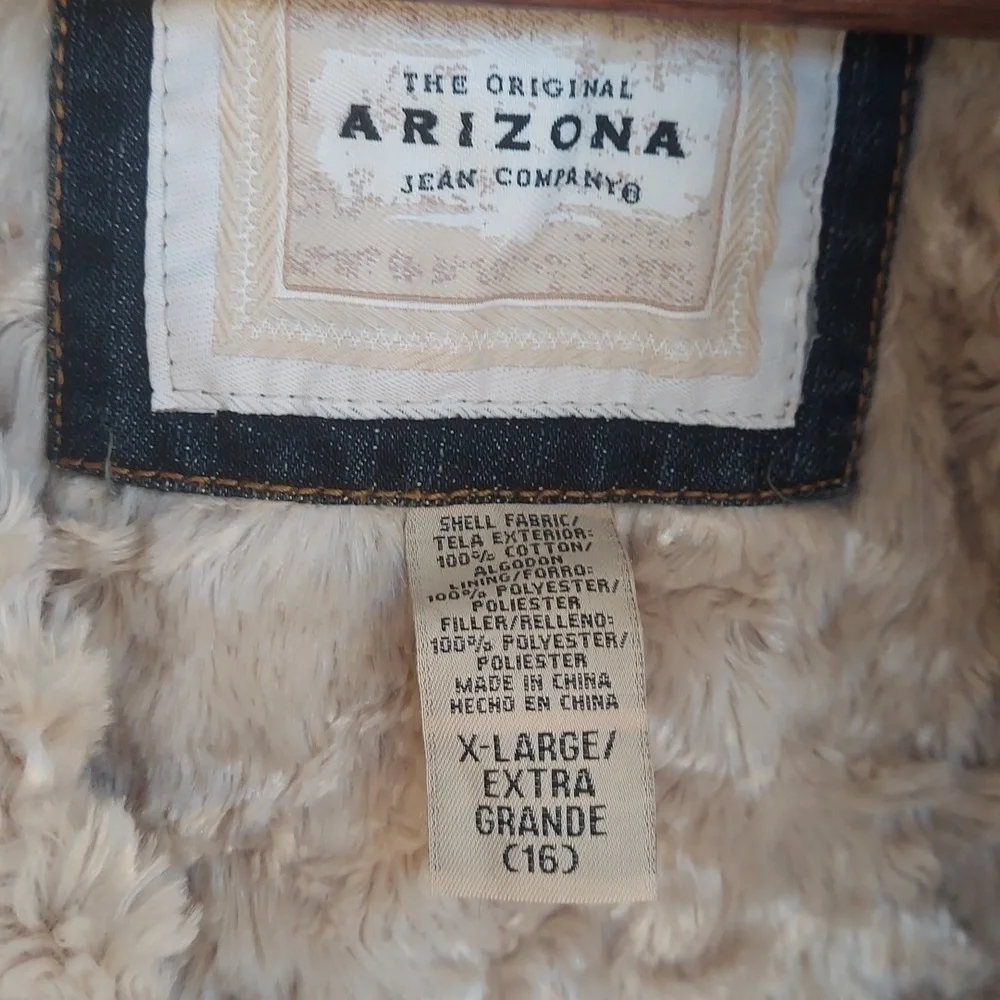 NWT Arizona Jean Company Blue Denim Jacket with Cream Sherpa Lining